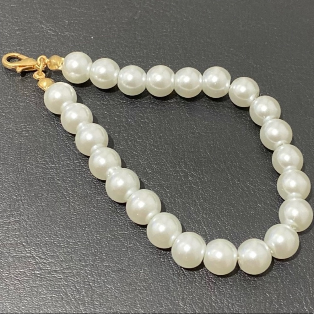 3/$35 | Chic & Pretty Faux Pearl Bag Charm Accessory